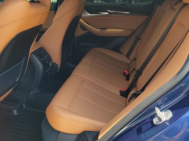 Used 2022 BMW X4 xDrive30i w/ Premium Package AWD/4WD image 8