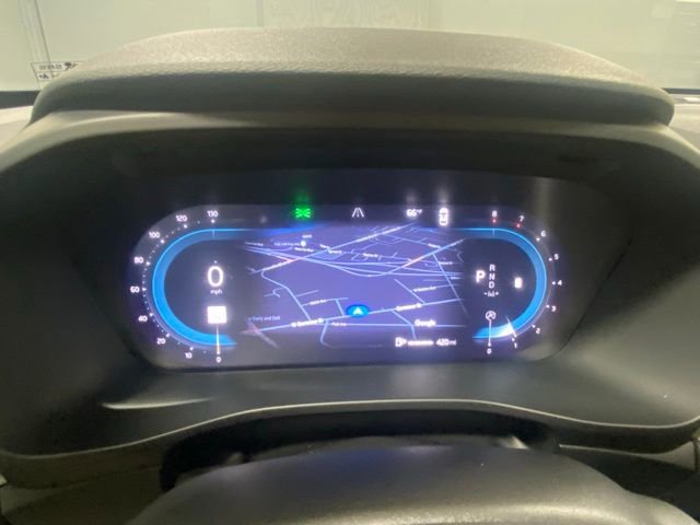 Used 2025 Volvo XC40 B5 Core AWD/4WD image 16