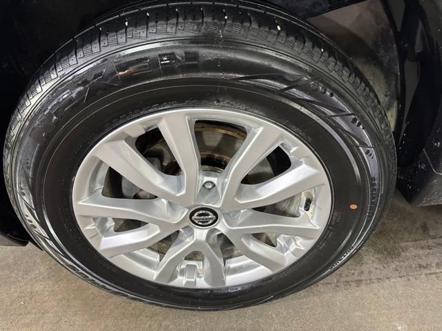 Used 2020 Nissan Rogue SV AWD/4WD image 26