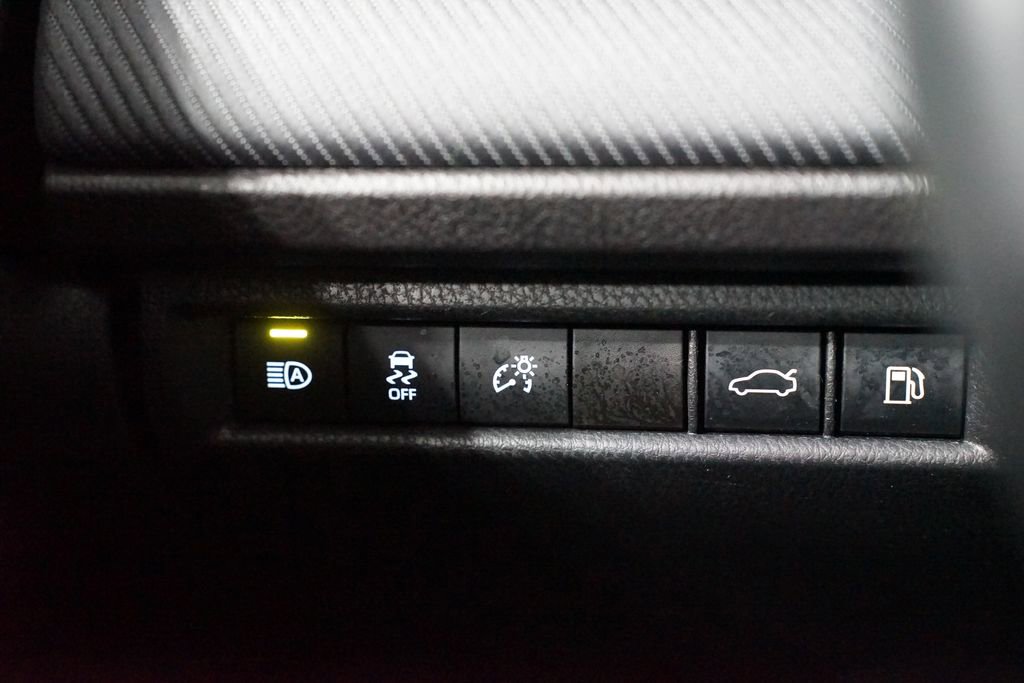 Certified 2025 Toyota Camry SE image 25