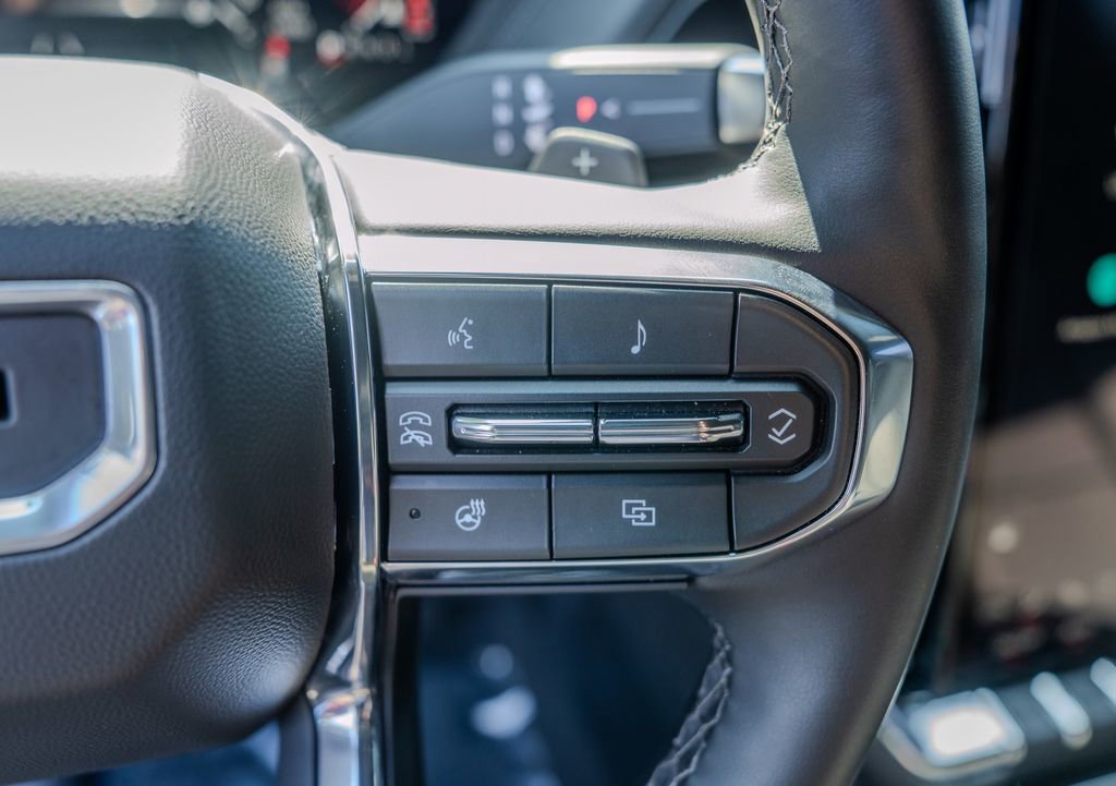 Used 2026 GMC Yukon XL Denali w/ Sun & Power Step Package image 7