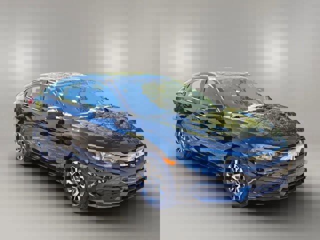 Used 2018 Honda Civic EX image 3