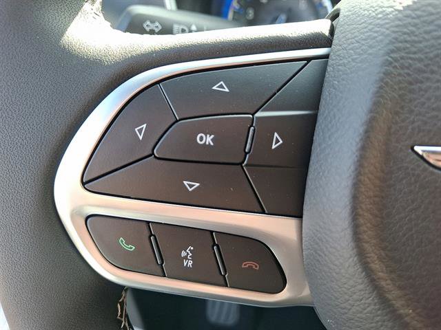 New 2026 Chrysler Pacifica Select image 17