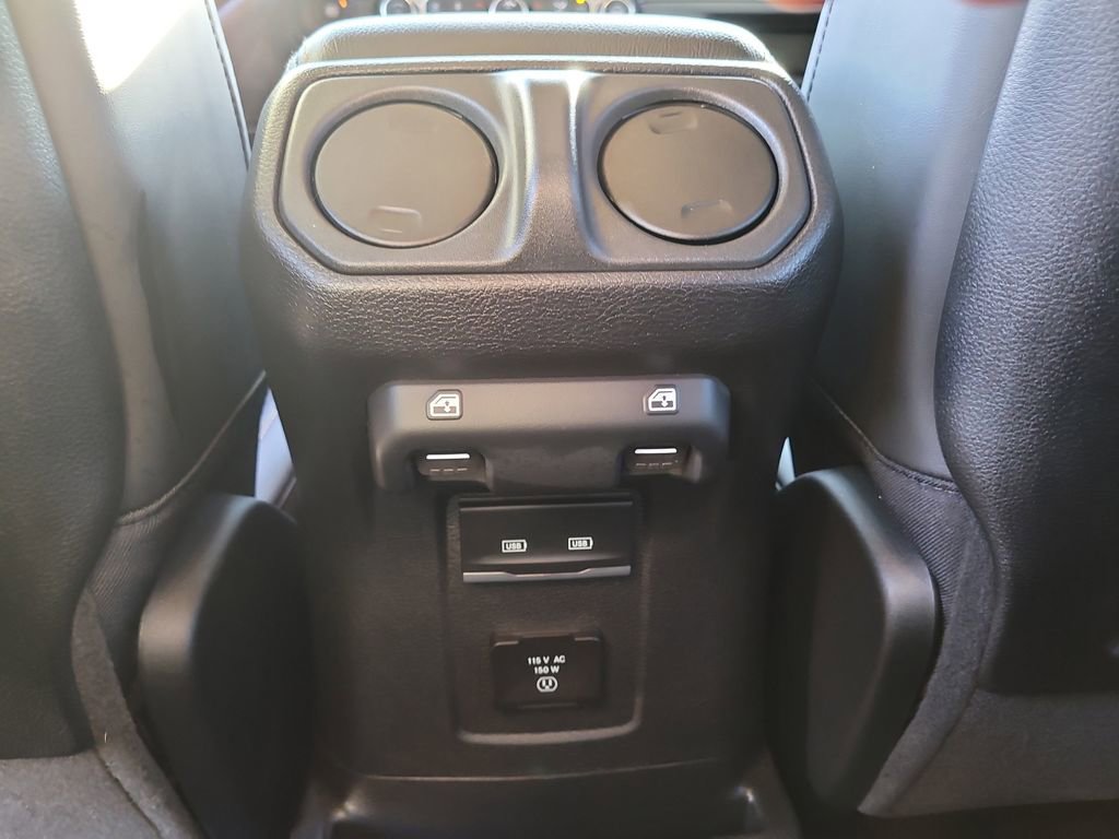Used 2025 Jeep Wrangler Unlimited Rubicon 392 image 13