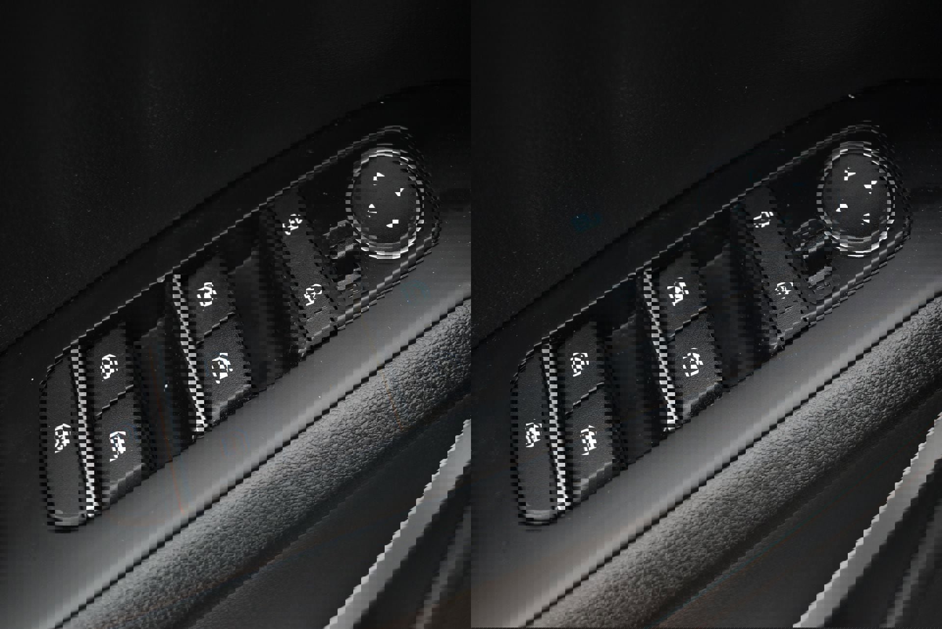 Used 2024 Kia Soul LX w/ Option Group 015 FWD image 12