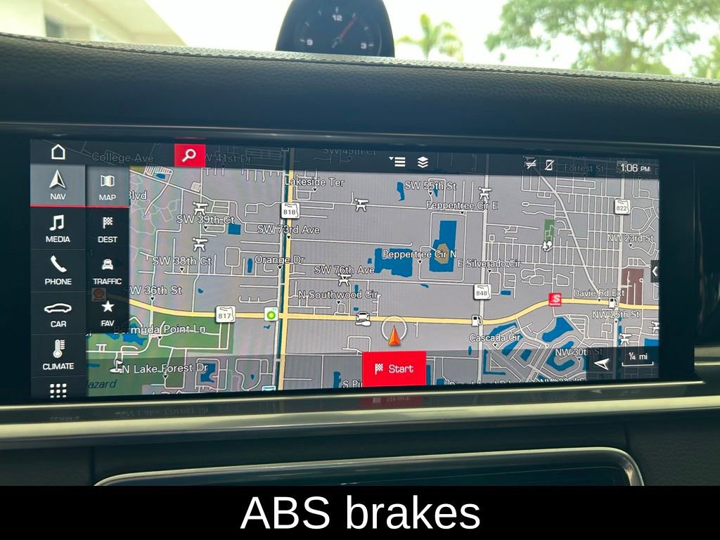 Used 2018 Porsche Panamera 4 AWD/4WD image 10