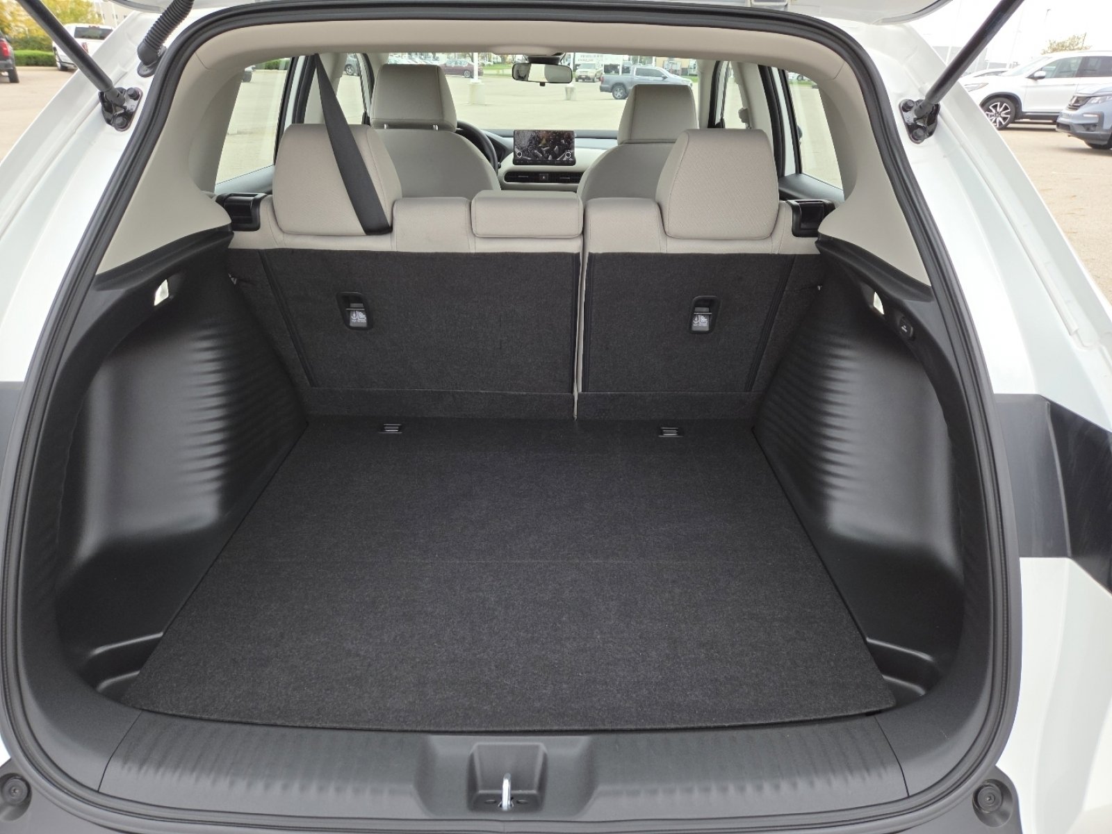 Used 2025 Honda HR-V LX image 19