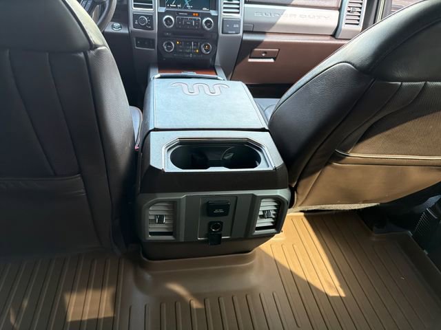 Used 2017 Ford F250 King Ranch w/ FX4 Off-Road Package AWD/4WD image 23