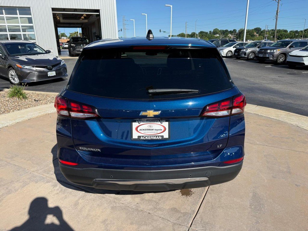 Used 2023 Chevrolet Equinox LT FWD image 9