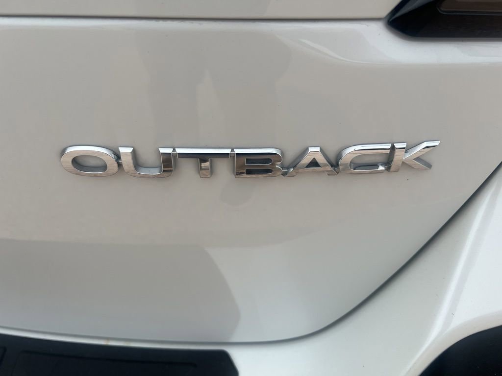 Used 2022 Subaru Outback Limited w/ Popular Package #2 image 37