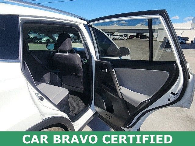 Used 2018 Toyota RAV4 XLE image 23
