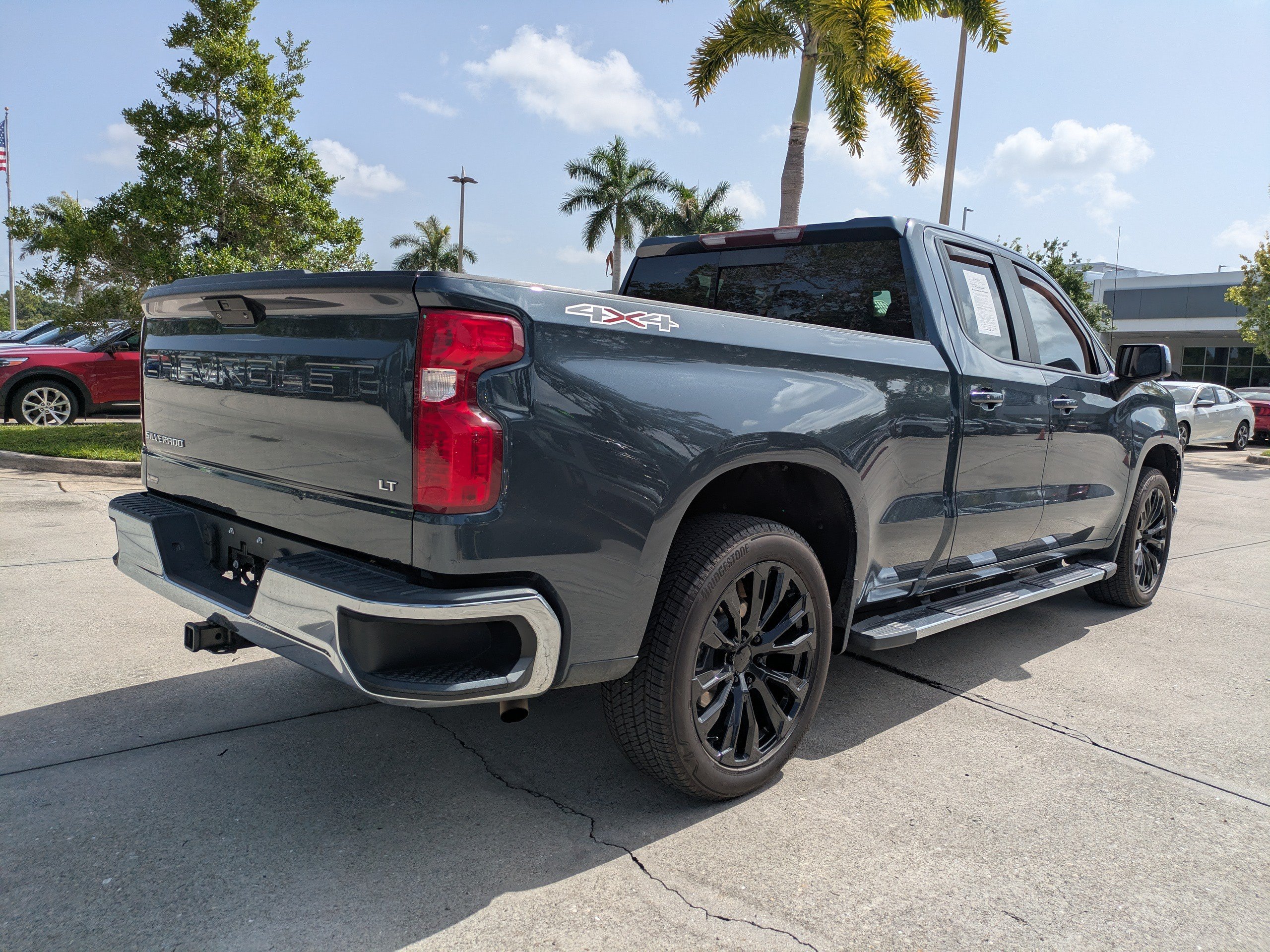 Used 2019 Chevrolet Silverado 1500 LT w/ All-Star Edition AWD/4WD image 4