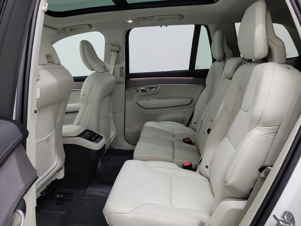 New 2026 Volvo XC90 B6 Ultra w/ Protection Package AWD/4WD image 14