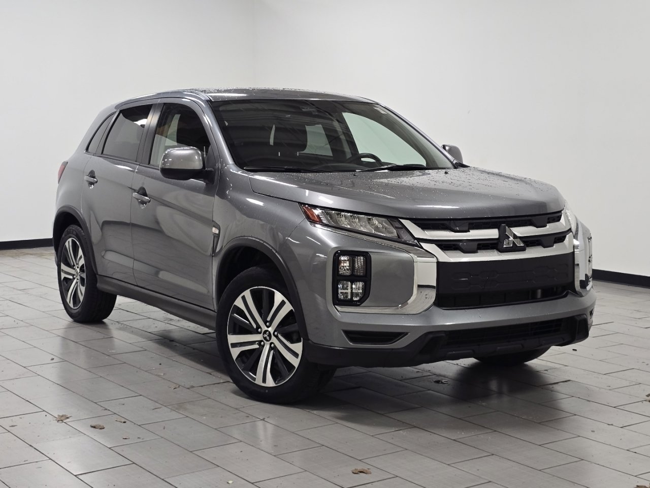 Used 2024 Mitsubishi Outlander Sport AWD image 2