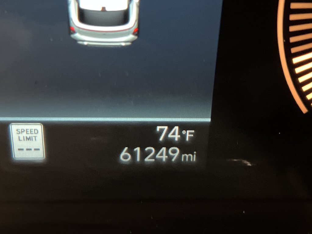 Used 2025 Hyundai Kona SEL FWD image 48