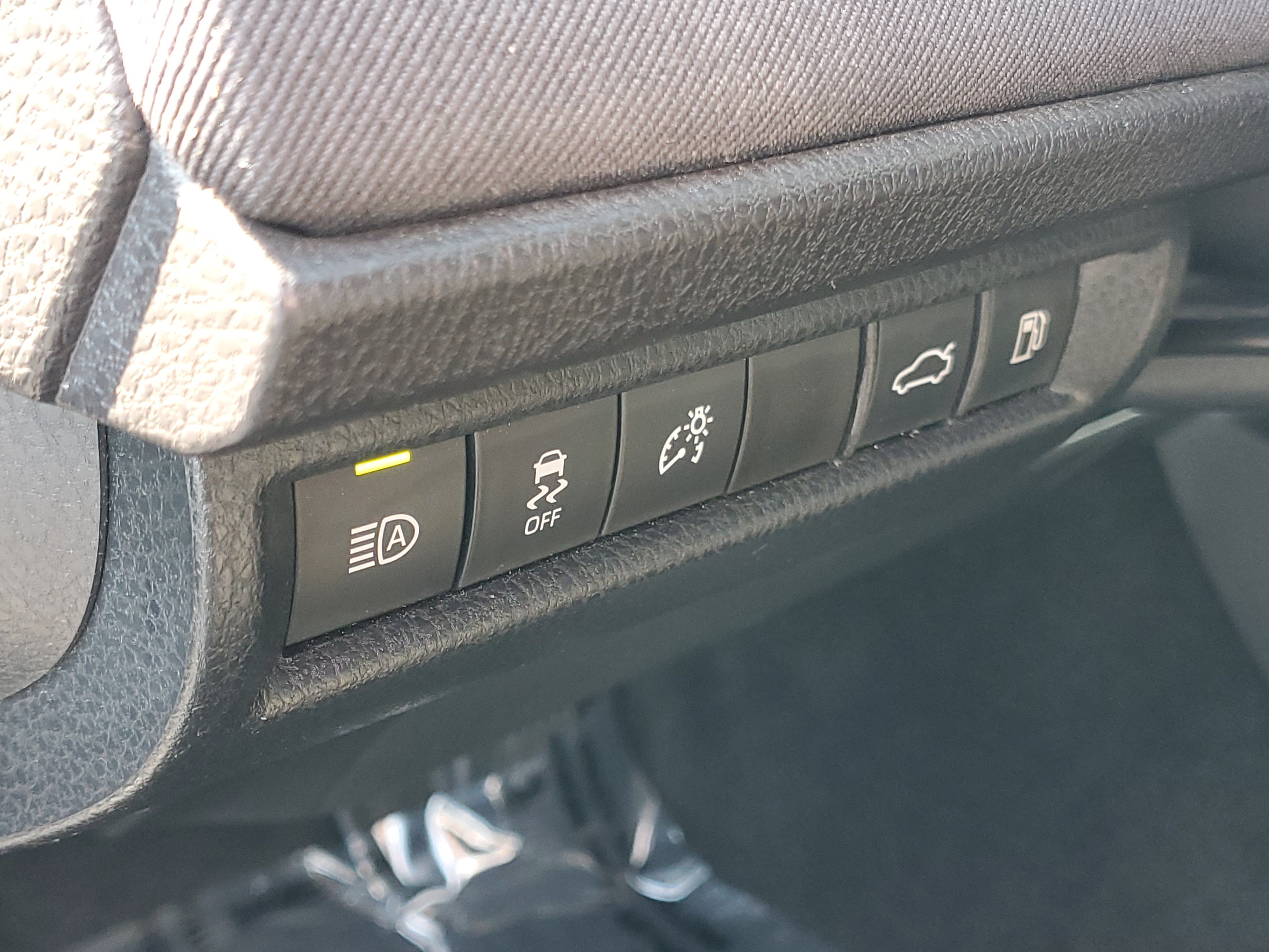 Certified 2025 Toyota Camry LE FWD image 24