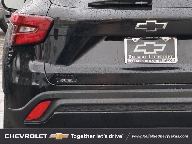 Used 2024 Chevrolet Trax RS w/ Driver Confidence Package FWD image 7