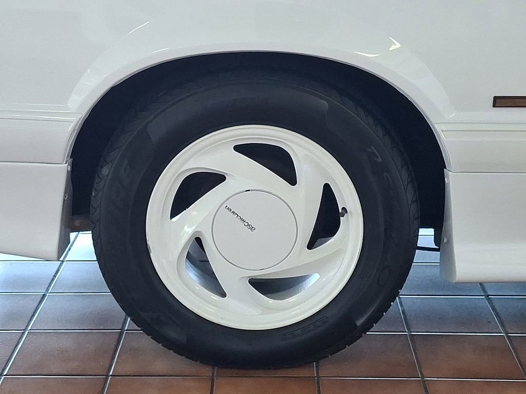 Used 1989 Ford Mustang LX image 8