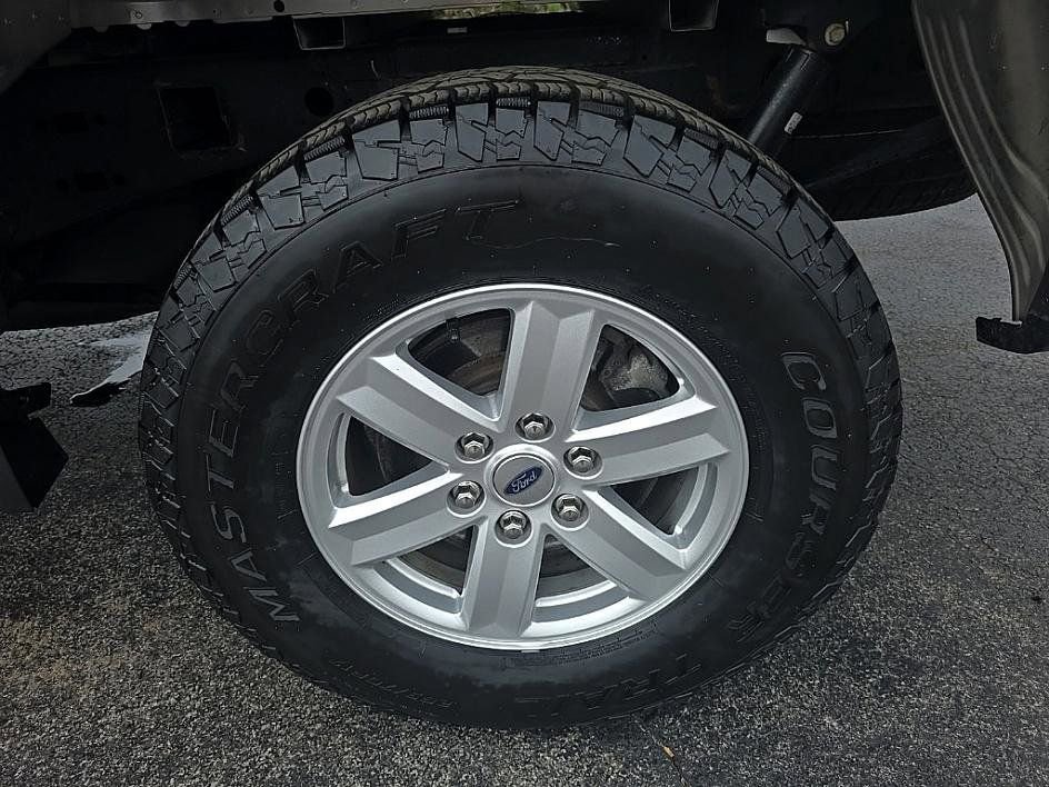 Used 2022 Ford F150 XLT image 36