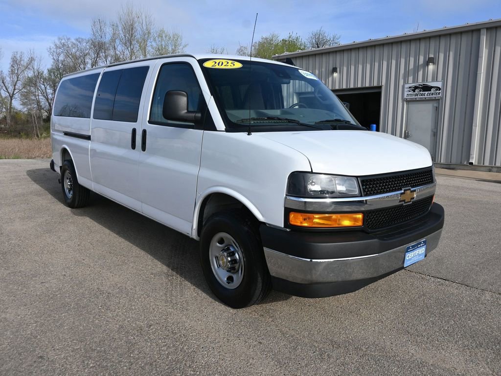 Used 2025 Chevrolet Express 3500 LT w/ LT Preferred Equipment Group image 2
