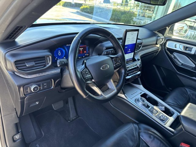 Used 2021 Ford Explorer Platinum w/ Equipment Group 601A image 15