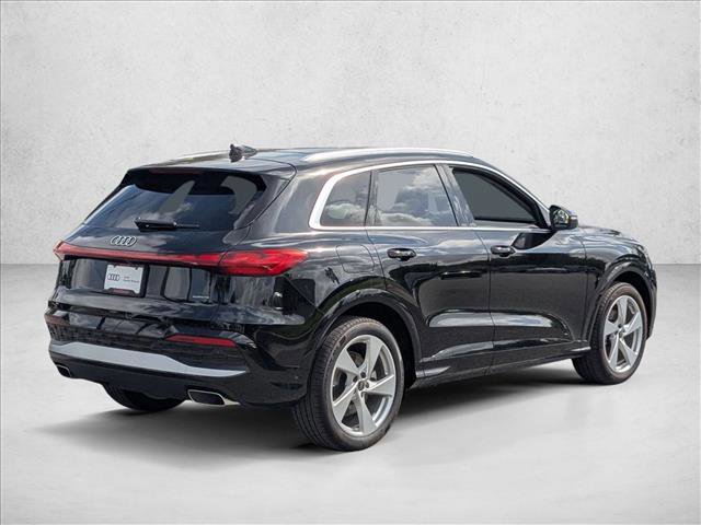 New 2025 Audi Q5 Prestige image 2