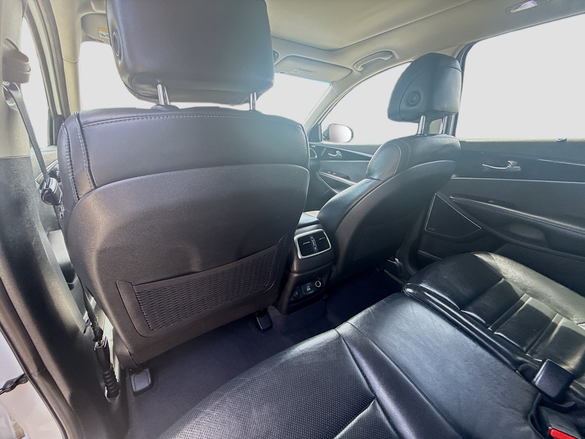 Used 2017 Kia Sorento SX FWD image 22