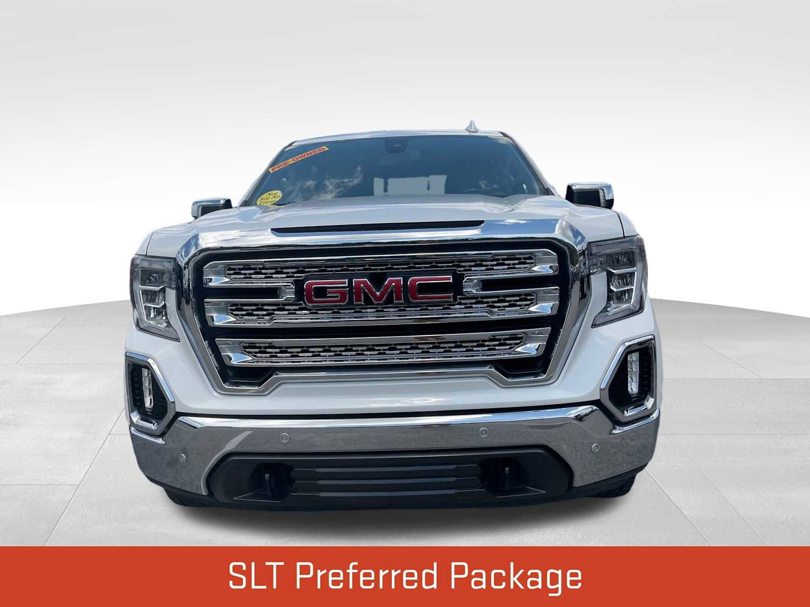 Used 2020 GMC Sierra 1500 SLT w/ SLT Premium Plus Package RWD image 3