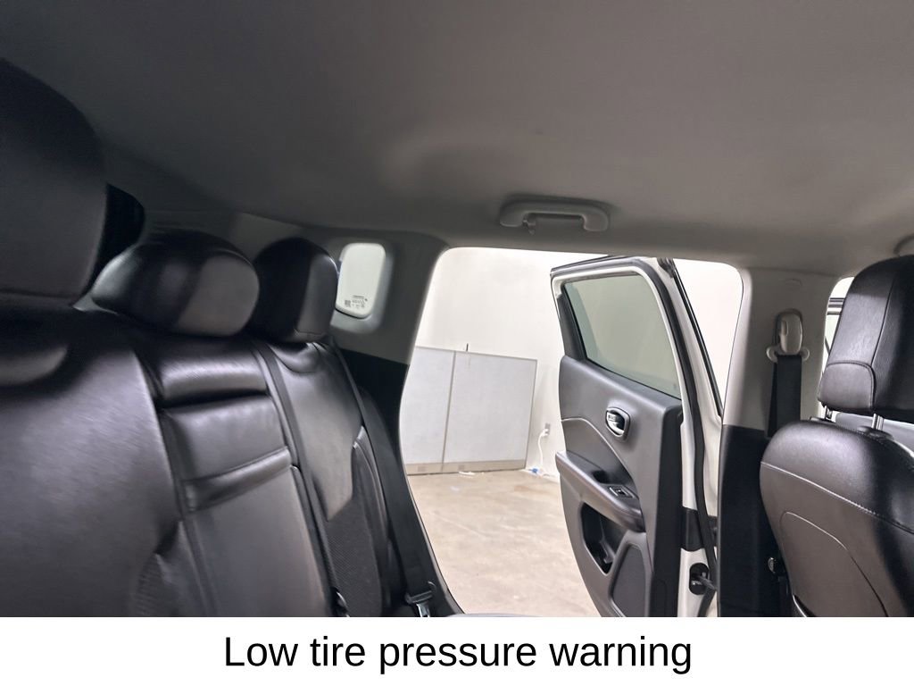 Used 2019 Jeep Compass Trailhawk image 25