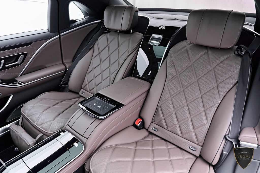 Used 2024 Mercedes-Benz Maybach S 680 4MATIC image 53