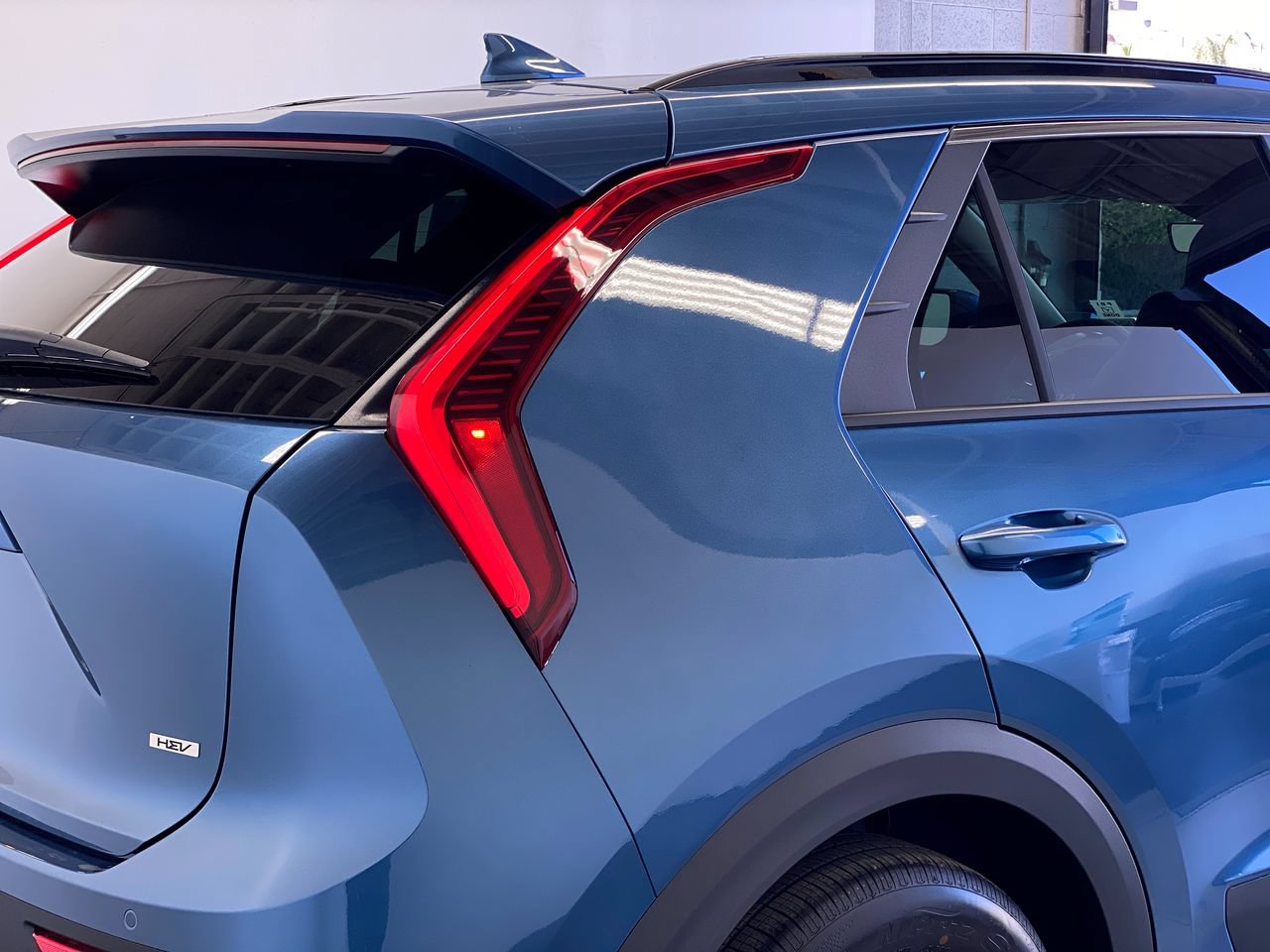New 2026 Kia Niro EX FWD image 10