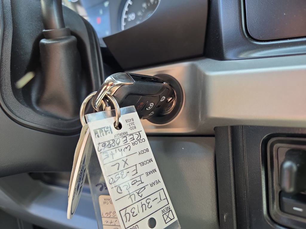 New 2024 Ford F350 XL w/ XL Chrome Package image 35