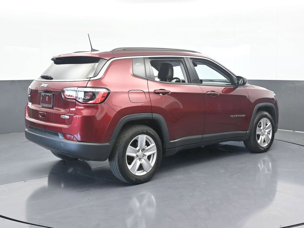 Used 2022 Jeep Compass Latitude image 6