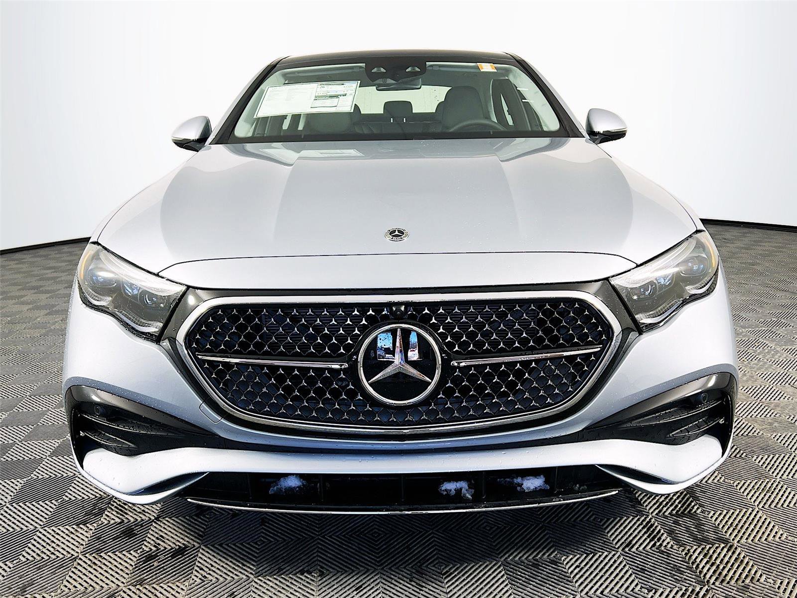 New 2026 Mercedes-Benz E 450 4MATIC Sedan image 9