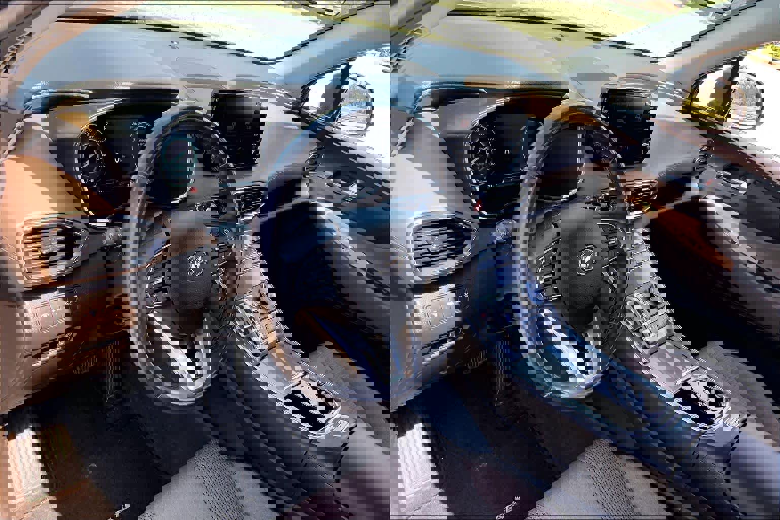 Used 2021 Hyundai Santa Fe Blue w/ Cargo Package image 17