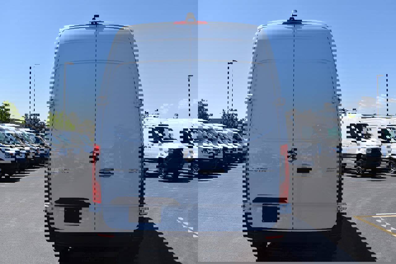 New 2025 Mercedes-Benz Sprinter 2500 image 6