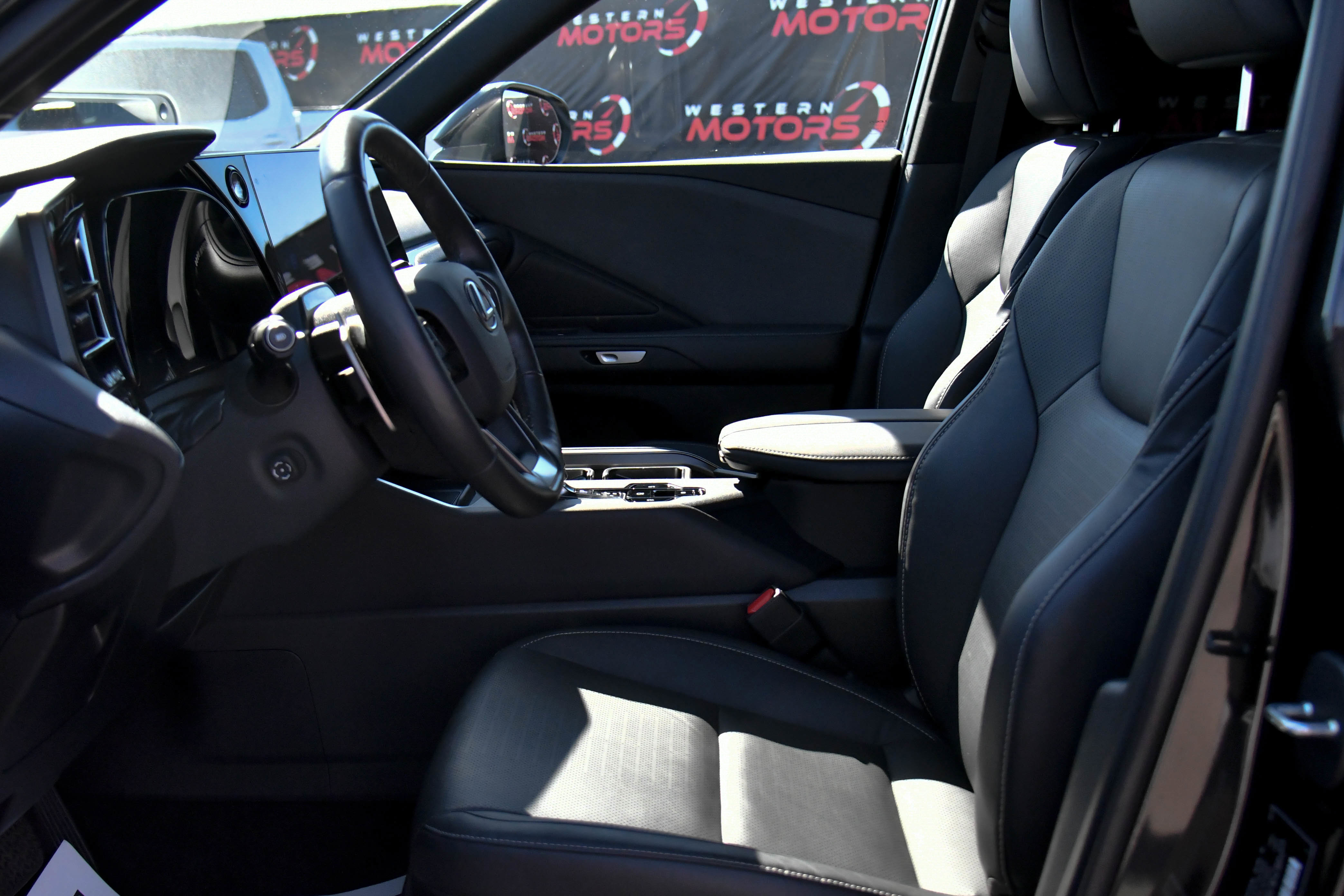 Used 2025 Lexus TX 350 FWD w/ Technology Package image 18