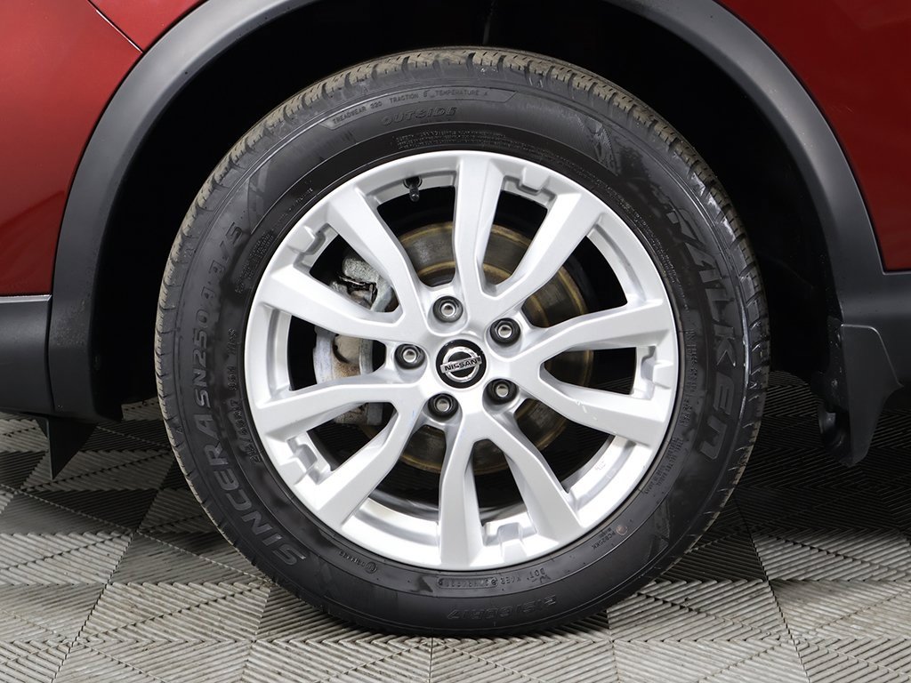 Used 2022 Nissan Rogue Sport SV w/ Technology Package image 21