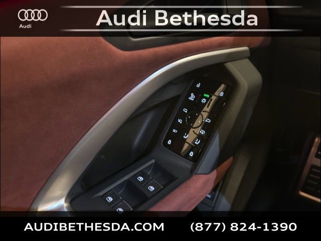 New 2025 Audi SQ5 Prestige image 14