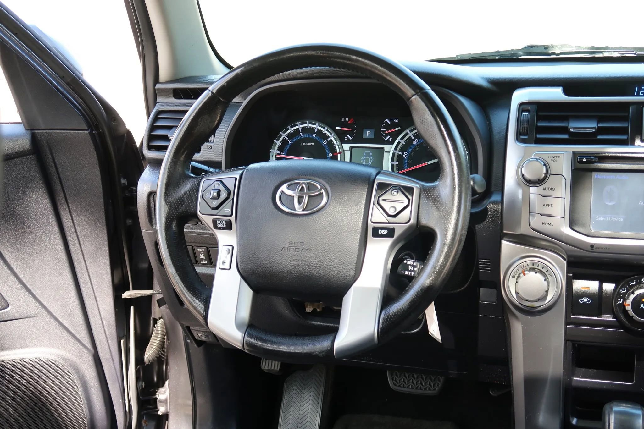 Used 2014 Toyota 4Runner SR5 Premium AWD/4WD image 22