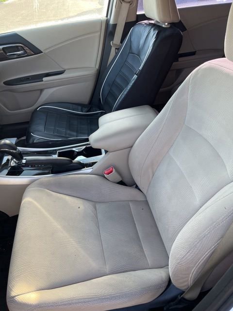 Used 2016 Honda Accord EX image 11