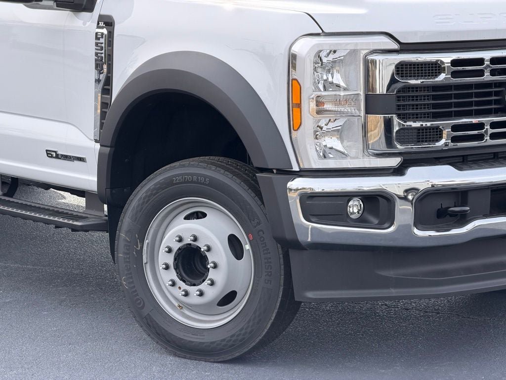 New 2026 Ford F550 2WD Regular Cab Super Duty image 7