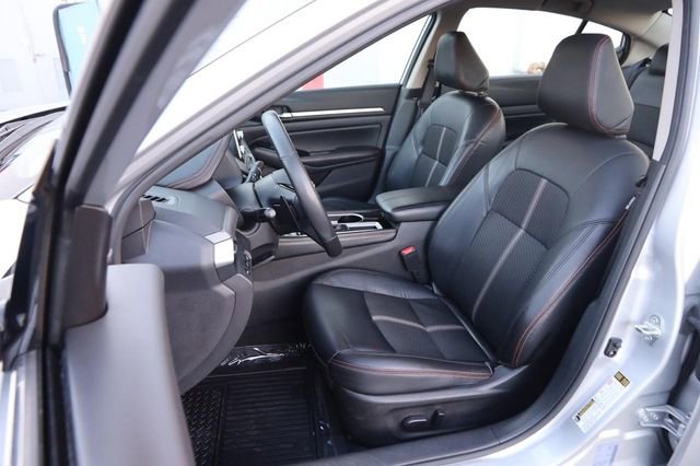 Certified 2024 Nissan Altima 2.5 SR FWD image 8
