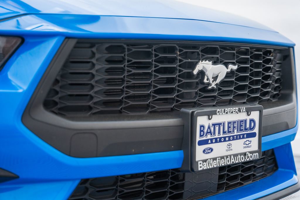 Used 2024 Ford Mustang Coupe image 12