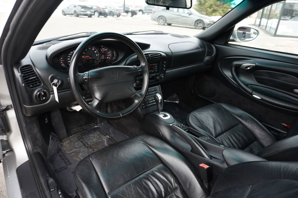 Used 2001 Porsche 911 Carrera image 24