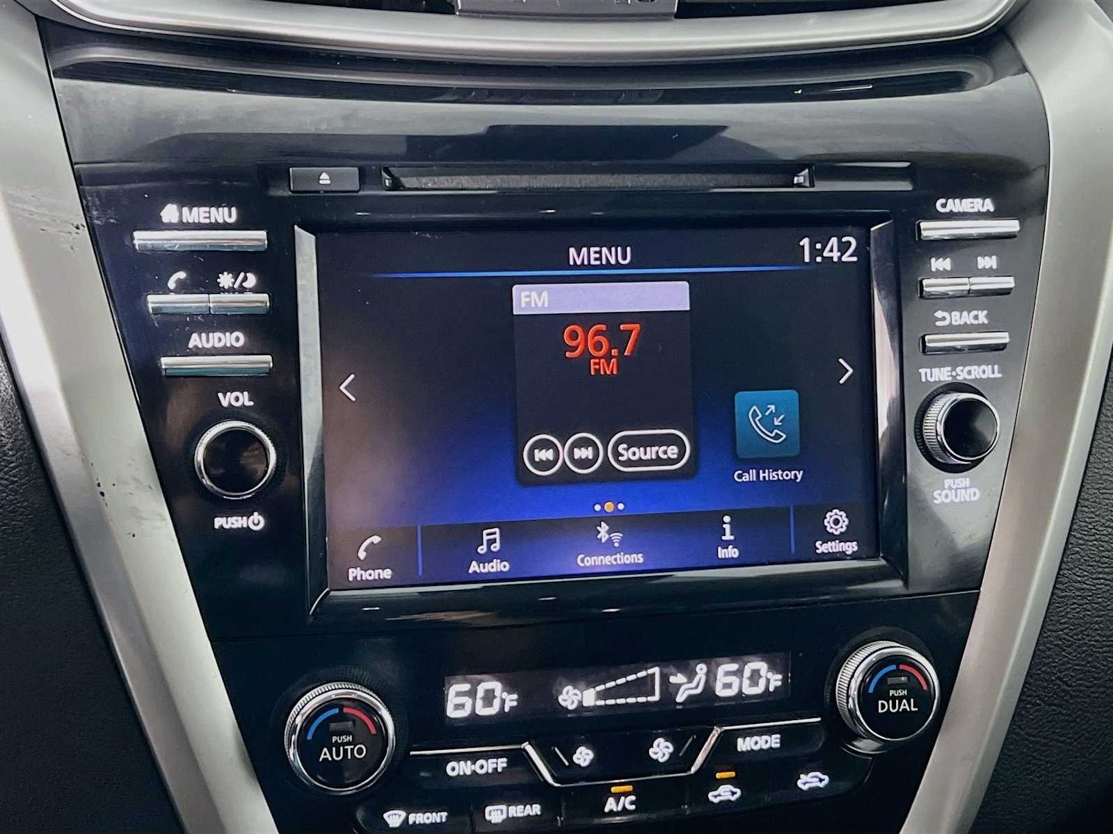 Used 2020 Nissan Murano S w/ Technology Package AWD/4WD image 13