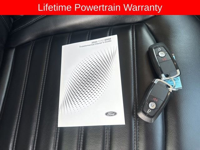 Used 2024 Ford Edge SEL image 18