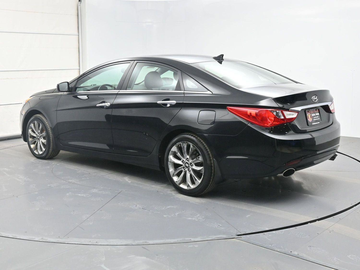 Used 2011 Hyundai Sonata SE FWD image 18