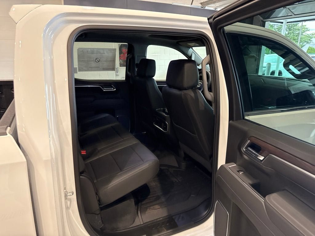 New 2026 GMC Sierra 1500 SLT w/ SLT Premium Plus Package AWD/4WD image 13