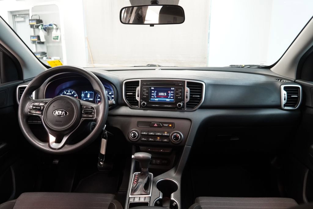 Used 2017 Kia Sportage LX w/ LX Popular Package image 18